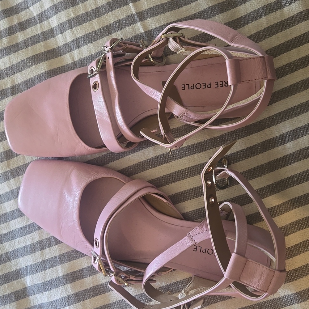 Free People Mauve Strappy Flats